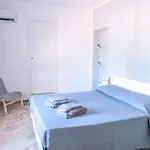 Oda ve Kahvaltı Kola 3*